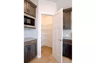 3300 Sapphire Ct, Evans, CO 80634 - Photo 7