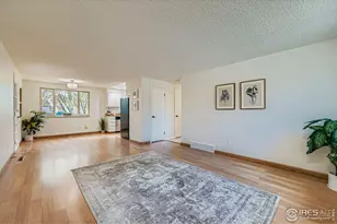 727 Hubbard Dr, Longmont, CO 80504 - Photo 9