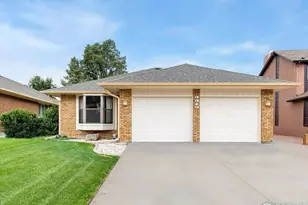 3319 Mountain View Ave, Longmont, CO 80503 - Photo 1