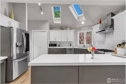 7401 Park Cir, Boulder, CO 80301 - Photo 9