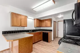 1004 Winona Cir, Loveland, CO 80537 - Photo 5