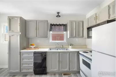 1309 7th St, Greeley, CO 80631 - Photo 11