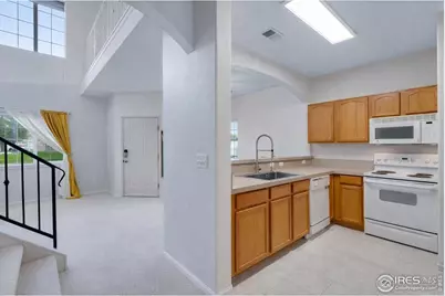 1405 S Chambers Rd, Aurora, CO 80017 - Photo 7