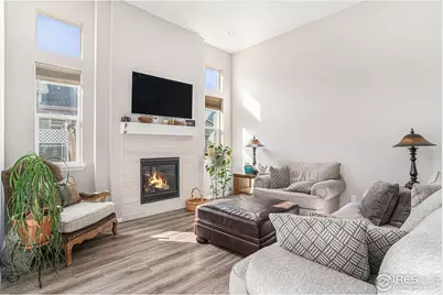 3095 Deering Lake Dr, Loveland, CO 80538 - Photo 5