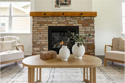 2211 Winding Dr, Longmont, CO 80504 - Photo 5