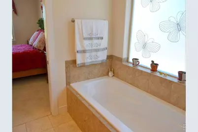 2078 Vineyard Dr, Windsor, CO 80550 - Photo 13