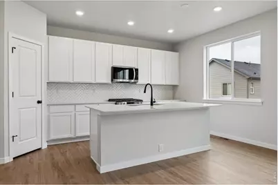 819 Mesic Ln, Windsor, CO 80550 - Photo 7