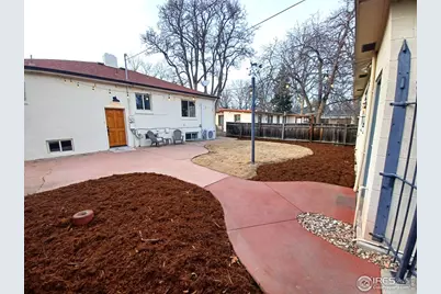 1006 Collyer St, Longmont, CO 80501 - Photo 31