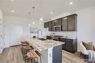 2807 Bear Springs Cir, Longmont, CO 80503 - Photo 9