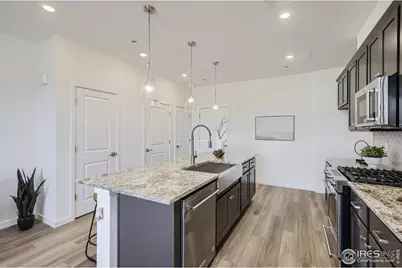 2807 Bear Springs Cir, Longmont, CO 80503 - Photo 3