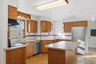 2810 Lakecrest Pl, Loveland, CO 80538 - Photo 11