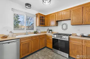 947 W Maple Ct, Louisville, CO 80027 - Photo 7