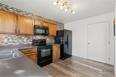 3919 Arrowwood Ln, Johnstown, CO 80534 - Photo 9