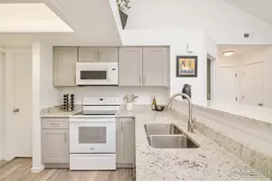 4887 White Rock Cir, Boulder, CO 80301 - Photo 5