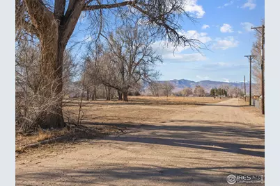 139 Hover St, Longmont, CO 80501 - Photo 13