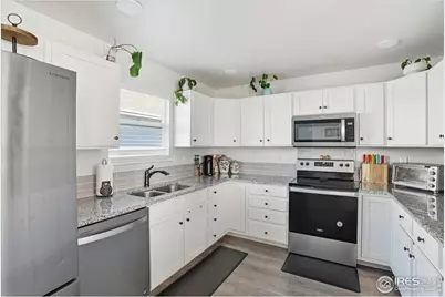 4212 Yellowbells Dr, Evans, CO 80620 - Photo 21