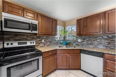 136 E 5th Ave, Longmont, CO 80504 - Photo 13