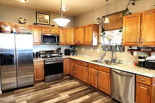 410 12th St, Greeley, CO 80631 - Photo 5