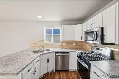 6924 Lee St, Wellington, CO 80549 - Photo 9