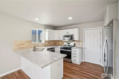 6924 Lee St, Wellington, CO 80549 - Photo 7