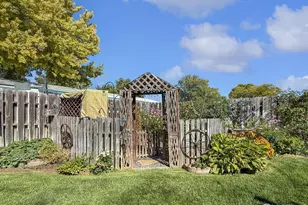 327 E Emerson St, Holyoke, CO 80734 - Photo 5