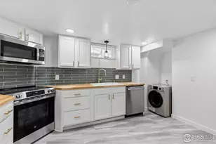 522 E 13th St, Loveland, CO 80537 - Photo 9