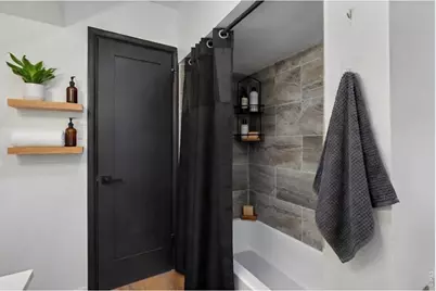 522 E 13th St, Loveland, CO 80537 - Photo 27