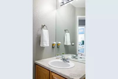 5001 Bella Vista Dr, Longmont, CO 80503 - Photo 23