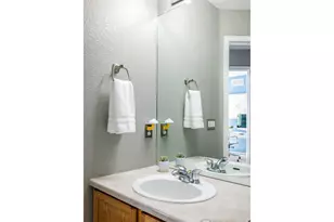 5001 Bella Vista Dr, Longmont, CO 80503 - Photo 23