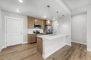 265 High Point Dr, Longmont, CO 80504 - Photo 3