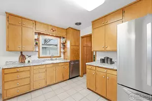 1344 Aspen Pl, Longmont, CO 80501 - Photo 11