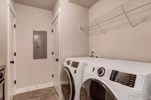 4622 Hahns Peak Dr, Loveland, CO 80538 - Photo 9