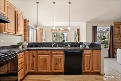 4531 Cushing Dr, Loveland, CO 80538 - Photo 13