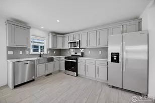 542 Sunset Clfs Dr, Loveland, CO 80537 - Photo 3