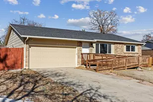 18931 E Brunswick Pl, Aurora, CO 80013 - Photo 3