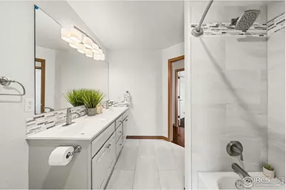 1239 Reserve Dr, Longmont, CO 80504 - Photo 23