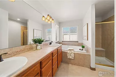 1239 Reserve Dr, Longmont, CO 80504 - Photo 19