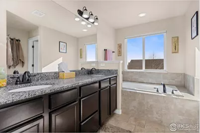 690 W 64th St, Loveland, CO 80538 - Photo 21