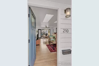 210 S 39th St, Boulder, CO 80305 - Photo 5
