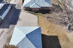 315 E Emerson St, Holyoke, CO 80734 - Photo 3
