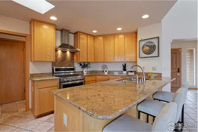 989 W 41st St, Loveland, CO 80538 - Photo 9