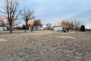 506 E Raymond St, Haxtun, CO 80731 - Photo 21