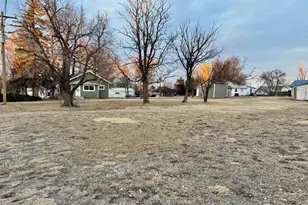 506 E Raymond St, Haxtun, CO 80731 - Photo 19