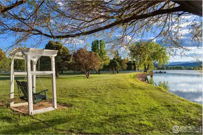 9715 Meadow Ridge Ln, Longmont, CO 80504 - Photo 9