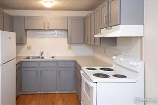 1403 Emery St, Longmont, CO 80504 - Photo 5