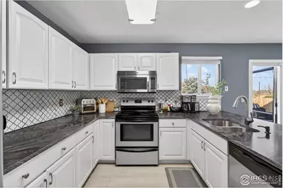 10516 Sunburst Ave, Firestone, CO 80504 - Photo 9