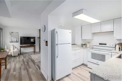 1121 Fairway Club Cir #A3, Estes Park, CO 80517 - Photo 9