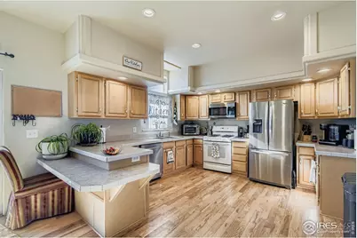 245 W Crawford Ave, Keenesburg, CO 80643 - Photo 7