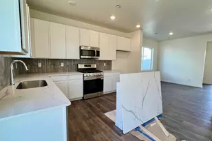 601 85th Ave Ct, Greeley, CO 80634 - Photo 5