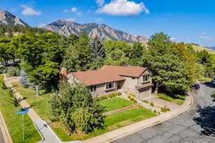 2596 Briarwood Dr, Boulder, CO 80305 - Photo 3